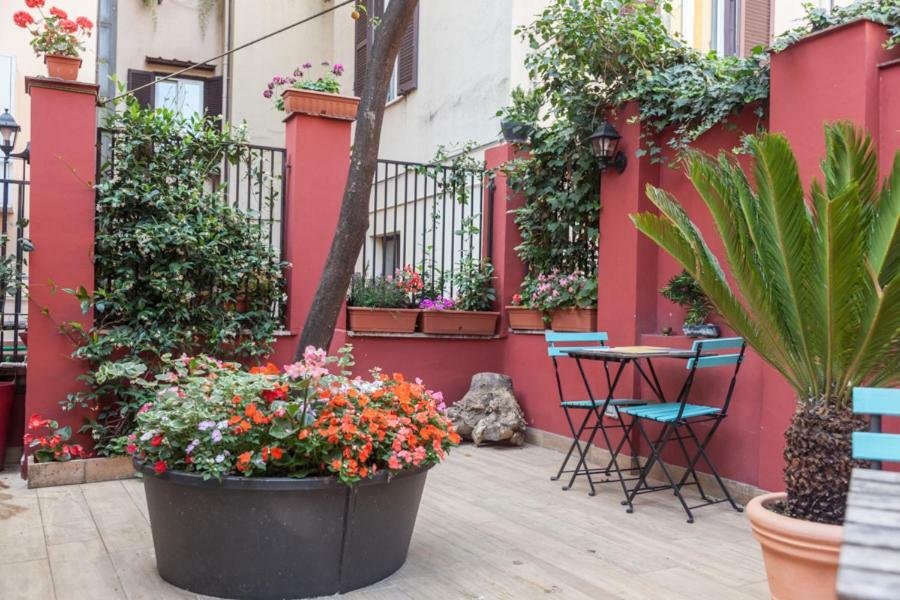 Monti Garden, Rome
